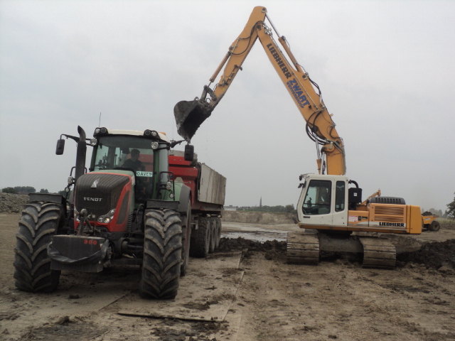 grondtransport in Andijk.