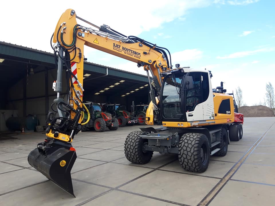 Nieuwe Liebherr 914